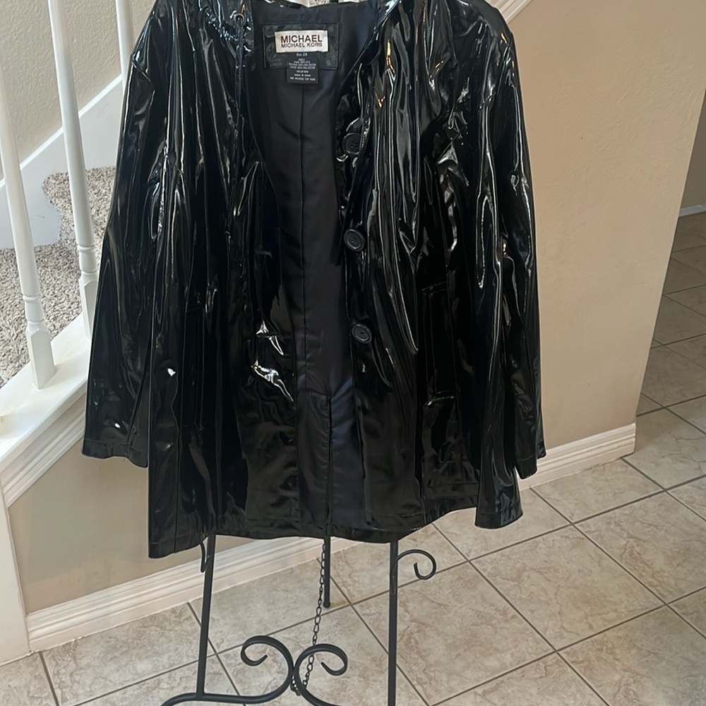 Michael Kors Black Trench Coat Sleek Water-Resistant Design